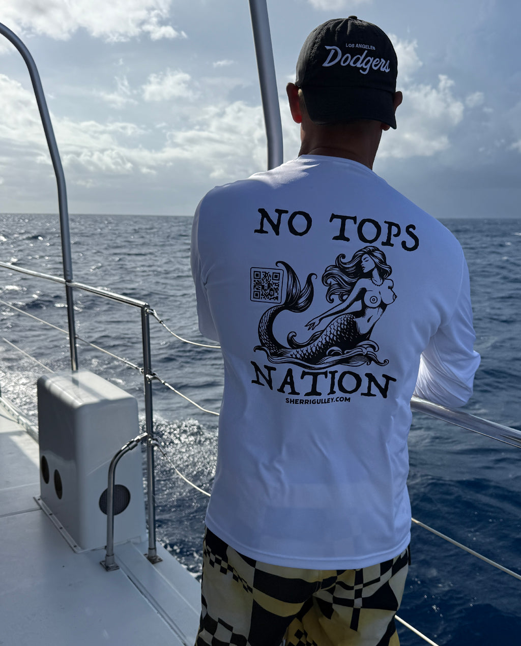 No Tops Nation Unisex Long Sleeve Rash Guard – White – UV Protection, Quick Dry
